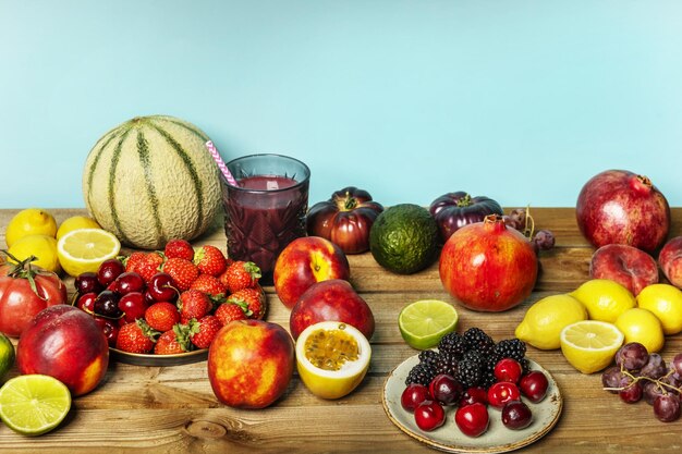 Une nature morte de fruits mûrs de saison