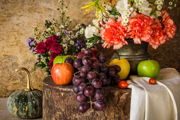 Nature morte avec des fruits.