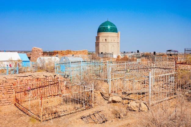 Photo nécropole de mizdahkan près de la ville de nukus ouzbékistan