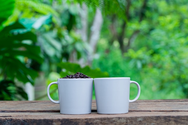 Énergie de tasse de café de grains de café