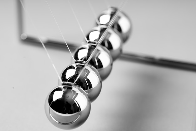 Newtons Cradle balles d'équilibrage, business