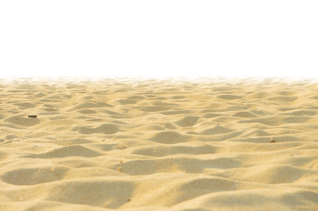 Photo niveau de surface de la plage de sable contre un ciel dégagé