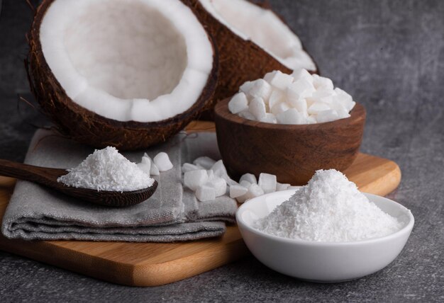 Noix de coco entière Copeaux de noix de coco et morceaux de noix de coco Noix de coco fraîche