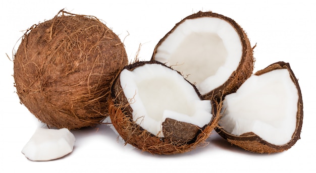 Noix de coco isolé sur fond blanc