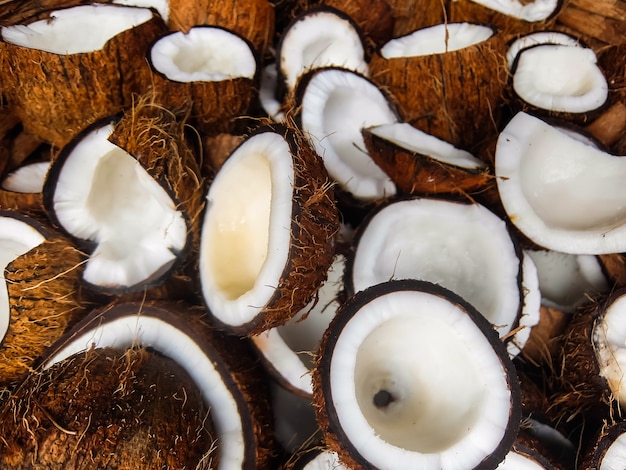 Noix de coco sur le marché de Devaraja, Mysore, Inde.