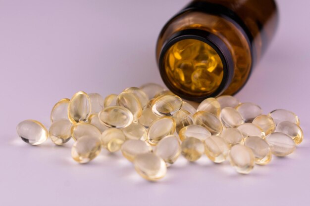 De nombreuses capsules de vitamine D Libre