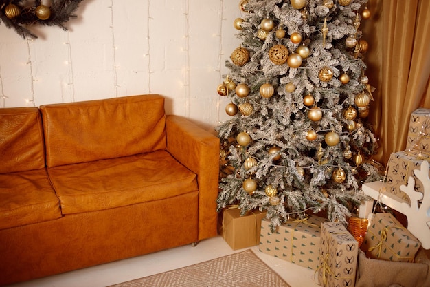 De nombreux cadeaux pour les enfants Vacances de Noël à la maison Faire des vacances