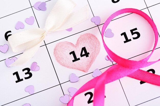 Notes sur le calendrier (Saint Valentin), gros plan