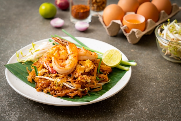 Nouilles de riz sautées aux crevettes