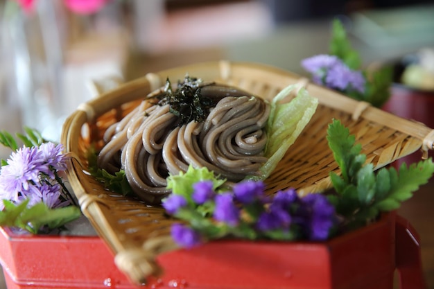 Nouilles soba , Sauce japonaise aux nouilles soba froides , Cuisine japonaise