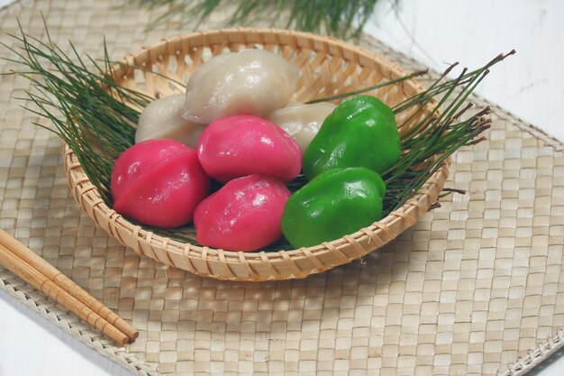 nourriture coréenne Songpyeon gâteau de riz en forme de demi-lune