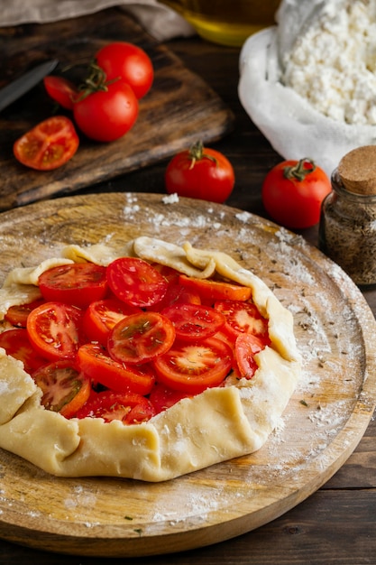 Photo nourriture délicieuse avec assortiment de tomates