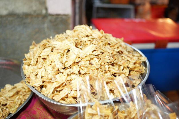 La nourriture de rue en Thaïlande est délicieuse.