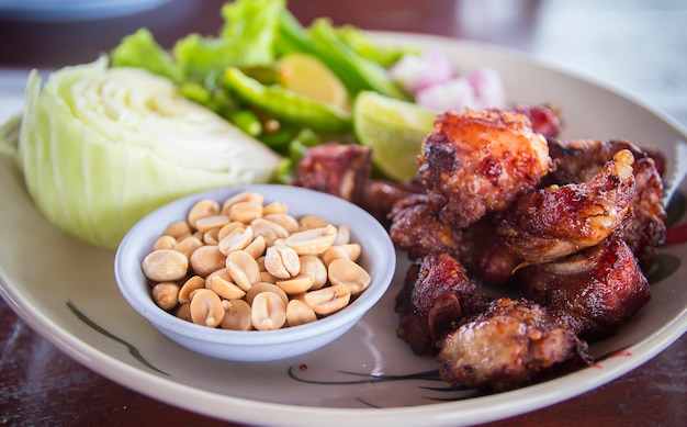 Nourriture thaïlandaise, côtes levées de porc