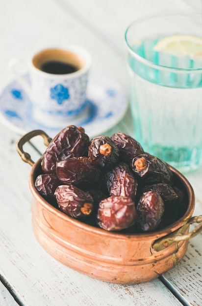 Nourriture traditionnelle pour l'iftar du Ramadan