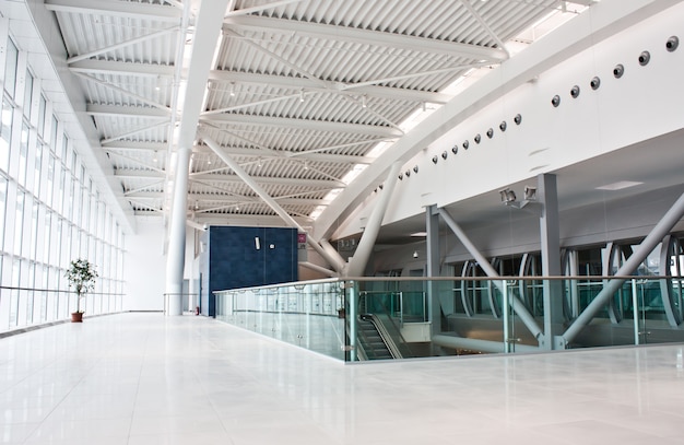 Nouveau deuxième terminal de 60 millions d'euros (84 millions de dollars US) dans le principal aéroport de la capitale