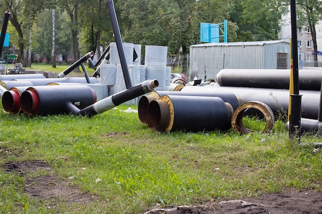 Nouveaux tuyaux pour conduites d'eau avec isolation sur gazon