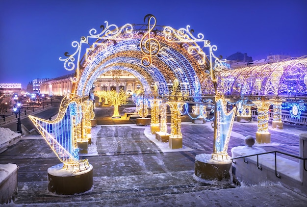 Nouvel An et le bâtiment Manezh et une harpe Moscow Caption Central Exhibition Hall