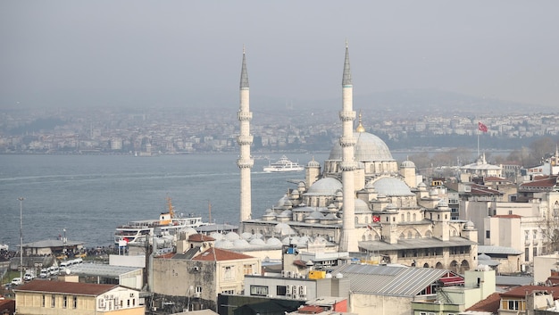 Nouvelle mosquée d'Eminonu à Istanbul