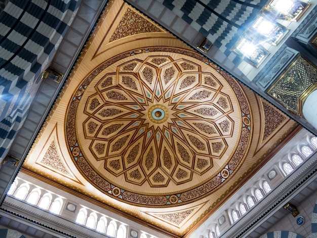 Nouvelles images de la Kaaba à La Mecque après restauration