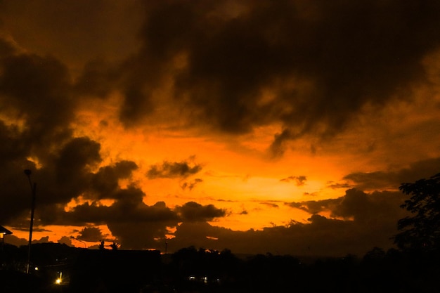 Un nuage qui forme une belle vue