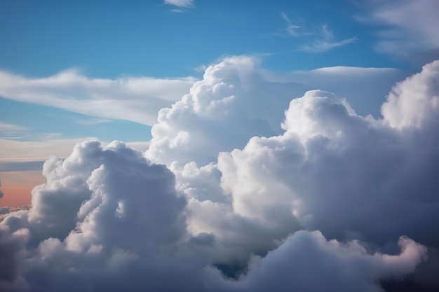 Nuages aériens de l'espace Nuages aériens de l'espace