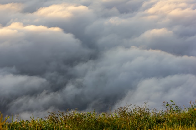 Nuages, beauté de la nature en Thaïlande