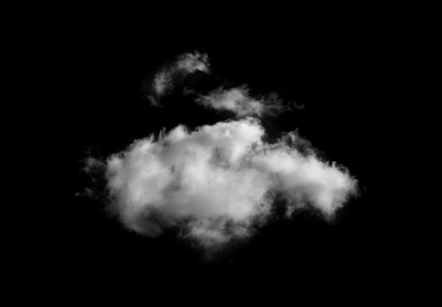 Nuages blancs isolés sur fond noir