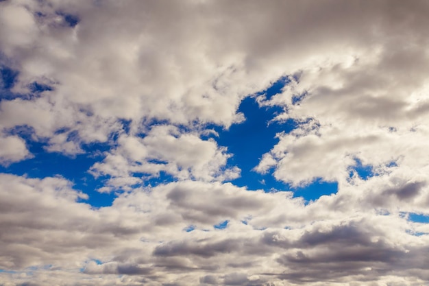 Nuages dans le ciel bleu cloudscape cumulus paysage air