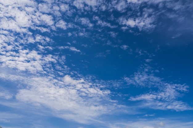 Photo nuages ​​dans le ciel