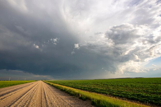 Photo les nuages de tempête des prairies au canada