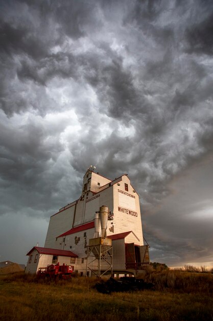 Les nuages de tempête des Prairies au Canada