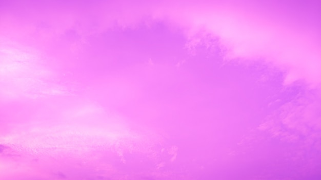 nuageux résumé fond violet rose couleurs pastel
