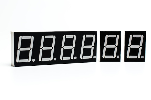 Numéros électroniques. Montre numérique. Cadran électronique. Réveil numérique. Police électronique.