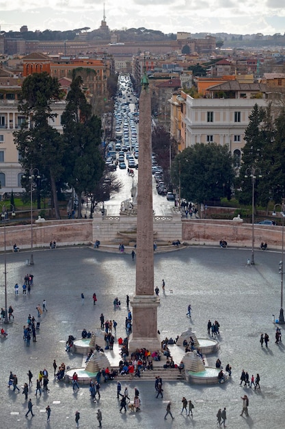 L'obélisque Flaminio sur la place du Peuple à Rome