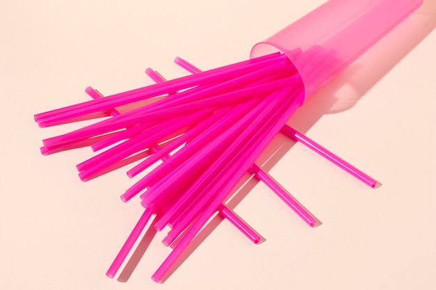 Objets plastiques non écologiques