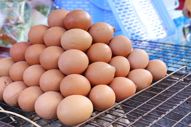 oeuf grillé au street food