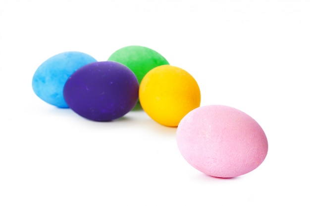 Oeufs de Pâques colorés