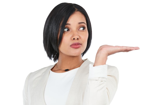 Oh, regarderais-tu cette photo prise en studio d'une jeune femme d'affaires gesticulant sur un fond blanc