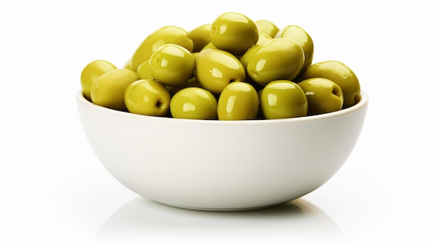 Olives vertes dans un bol