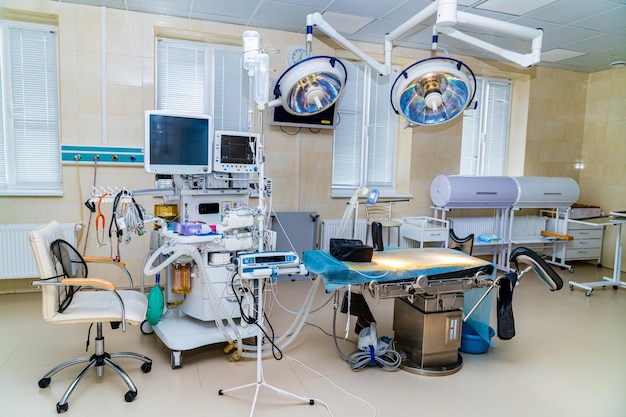 Opération salle d'hôpital d'urgence Salle de chirurgie de soins de santé moderne