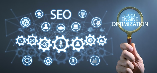 Optimisation SEO pour les moteurs de recherche et analyse à la loupe