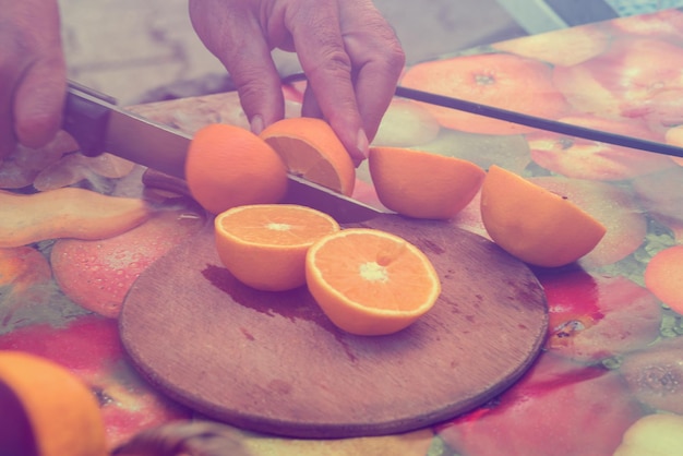 Oranges coupées homme