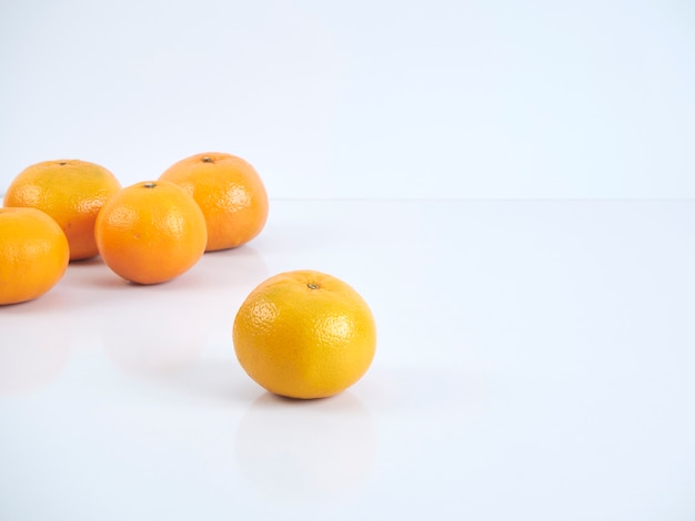 Oranges fraîches