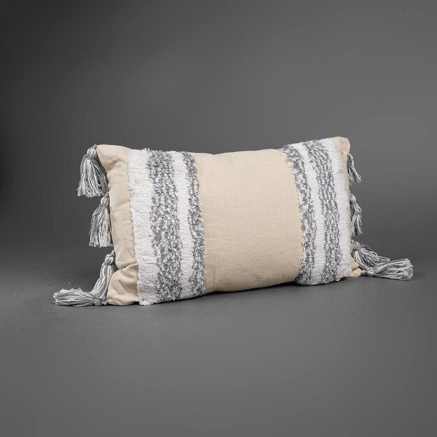 oreiller coussin avec un fond gris