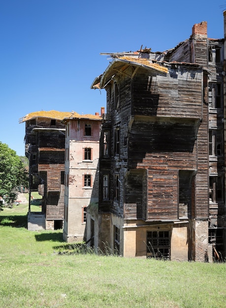 Photo orphelinat grec-orthodoxe de prinkipo dans l'île de buyukada istanbul turquie