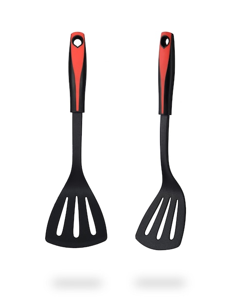 Outil de cuisine spatule isolé sur fond blanc