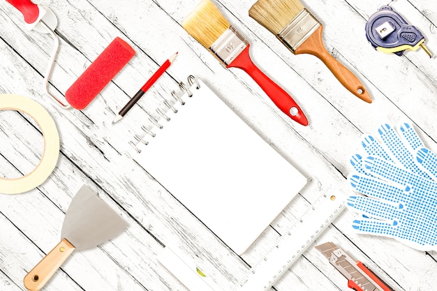 Outils de travail sur le bureau