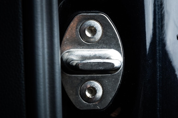 Ouvre-porte de voiture à l'intérieur