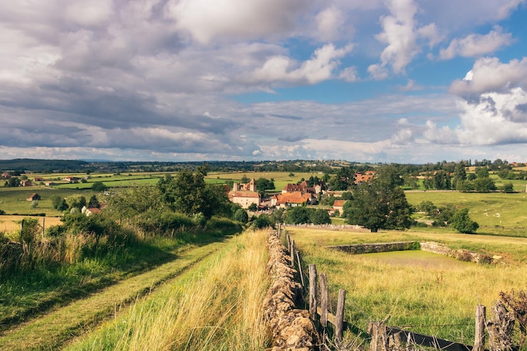 Photo oye est une petite ville française située dans le département de saône-et-loire dans la région de bourgogne-franche-comte.